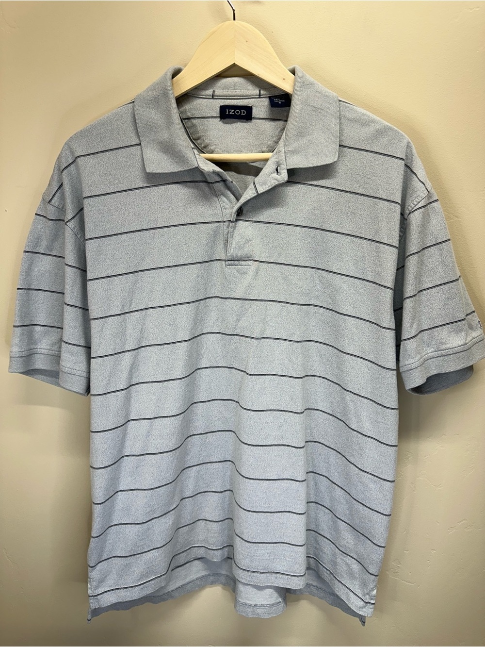 Izod Men’s Medium Polo • Light Gray Navy Stripe • Classic Preppy Shirt
